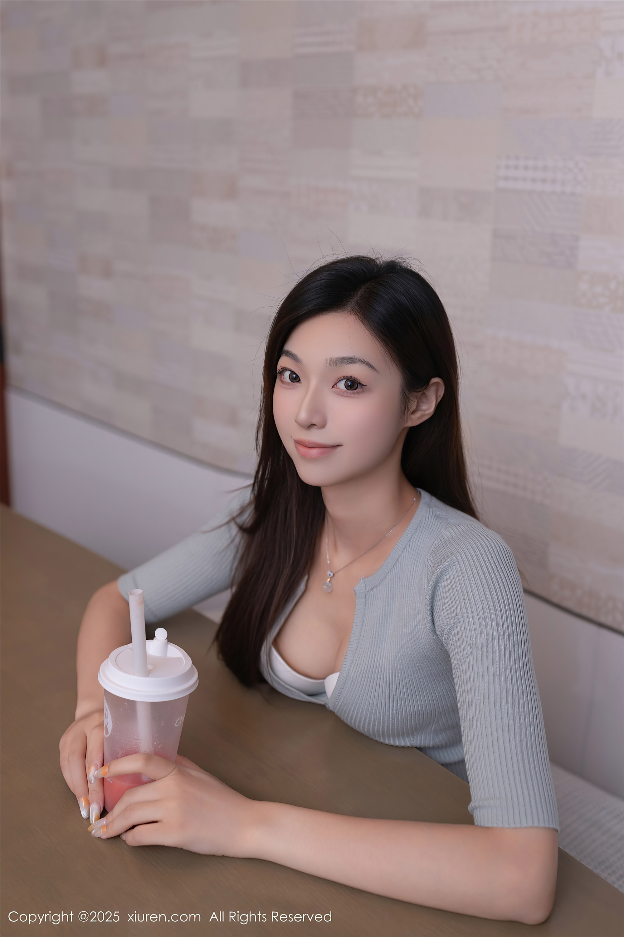 Xiuren秀人网 2025.10.17 NO.10881 kiki柚柚